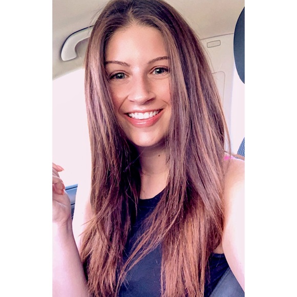 Meet your Posher, Jessica - Picture 4 of 4